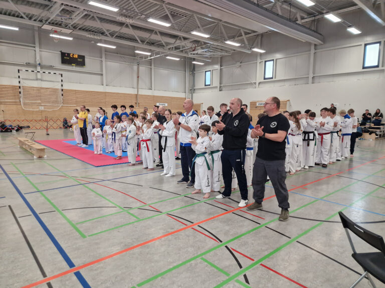 Offene NRW-Taekwondo-Meisterschaft 2026 begeistert mit Fairness, Teamgeist und starken Leistungen